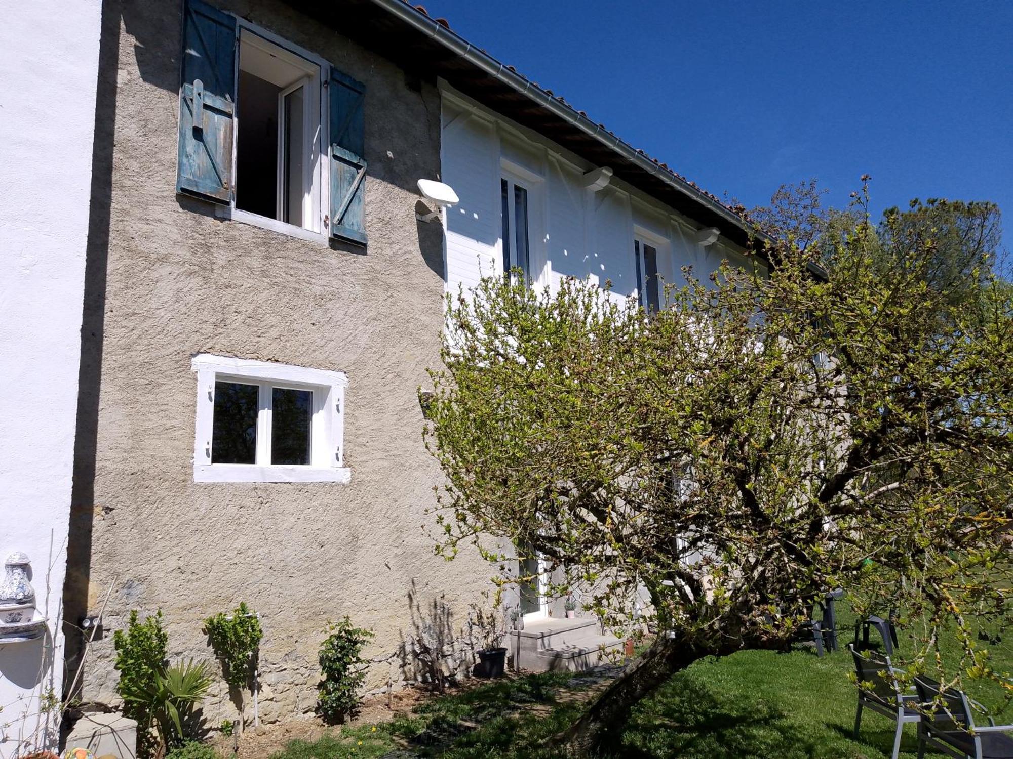 Pyrenees Vue Gite - Vues Fantastique, Parking Gratuit Sur Place & Piscine 생고뎅 외부 사진